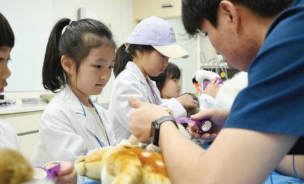 청소년의 꿈과 열정을 응원합니다 대표이미지